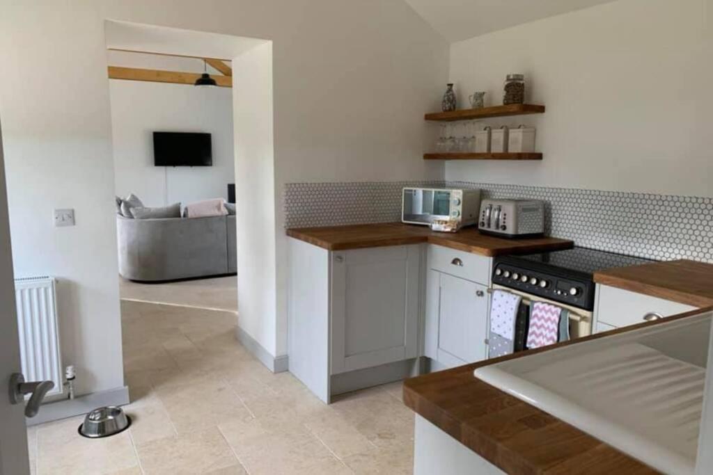 Cart Shed Cottage Truro Bagian luar foto