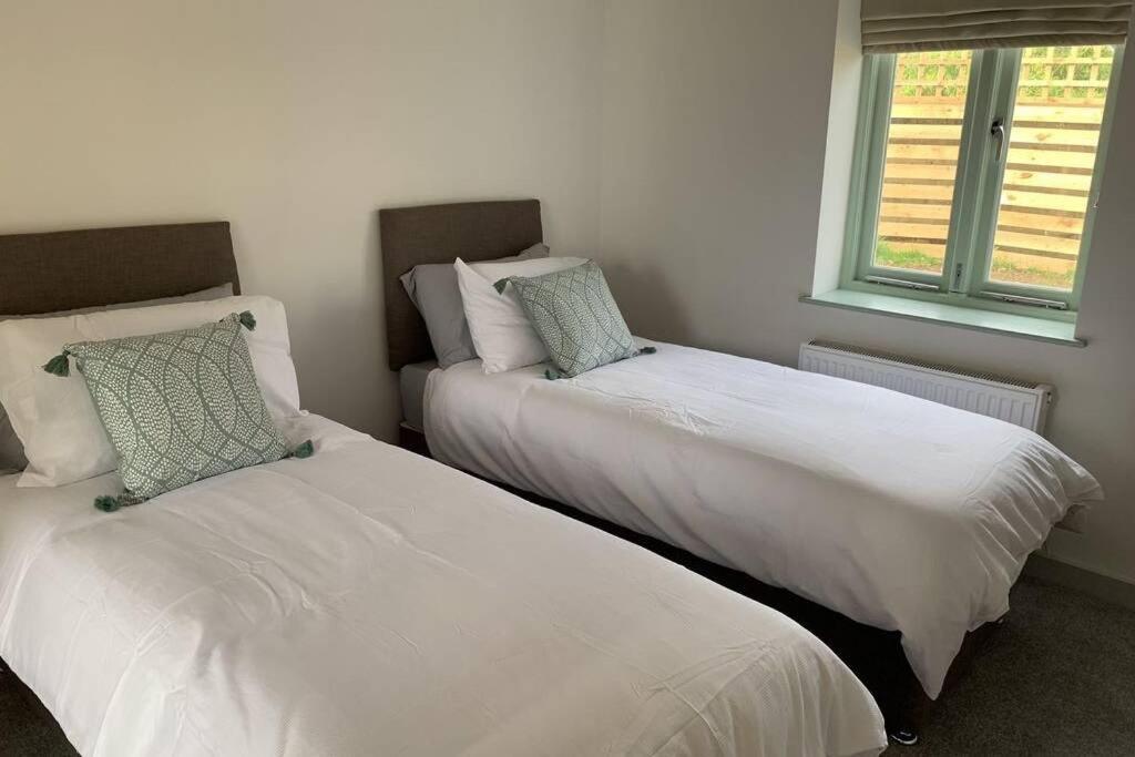 Cart Shed Cottage Truro Bagian luar foto
